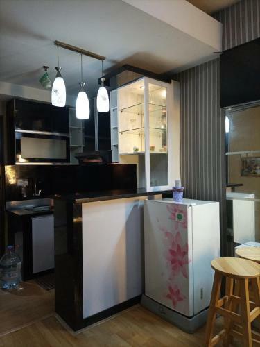 The Suite Metro Apartemen By Arra