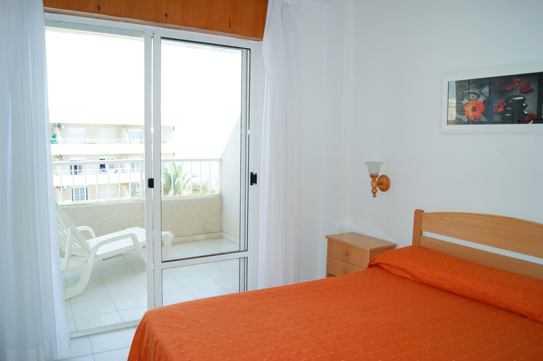 Apartamentos Palmera Beach