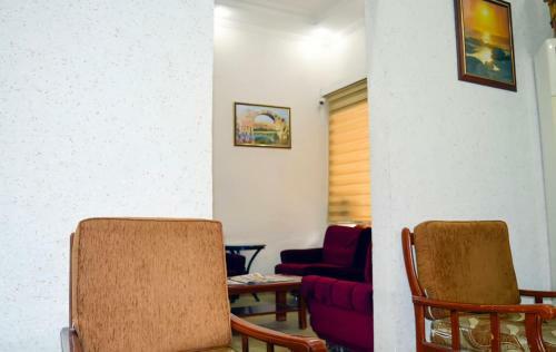 Yunus Hotel