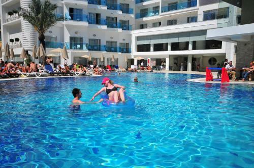 Hotel Blue Bay Platinum