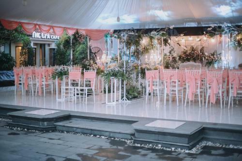 Efa Hotel