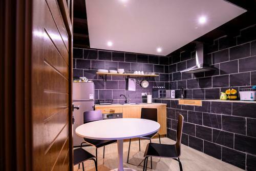 Finca Con Piscina En Doni�os