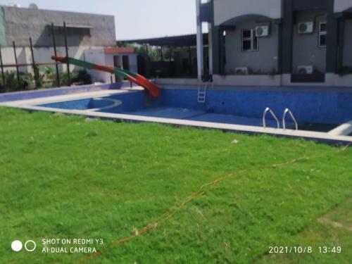 Oyo 83300 Hotel City Palace