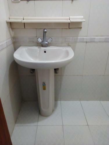 Hostal New City Lodges Guesthouse