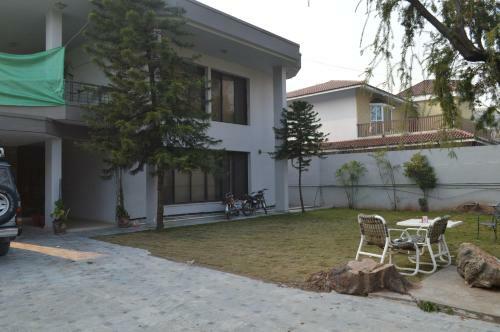 Bed & Breakfast Royal Manor F-10