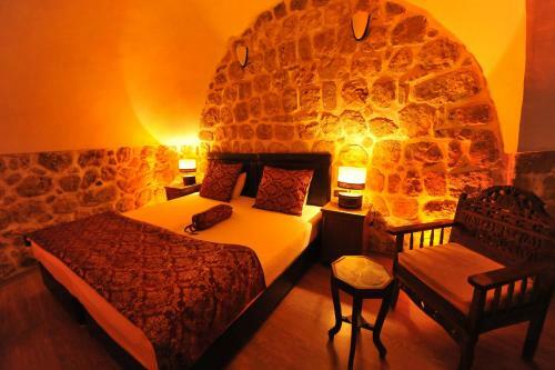 Kadim Hotel