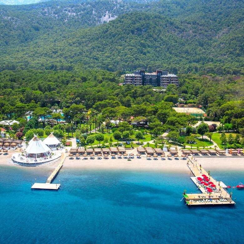 Hotel Renaissance Antalya Beach Resort & Spa