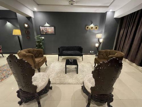 Freddy?s Luxury Apartments