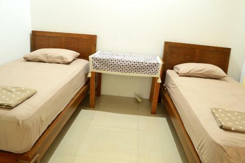 Hostal D'topadan Guest House