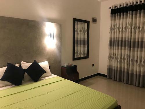 Kingdom Gate Hotel