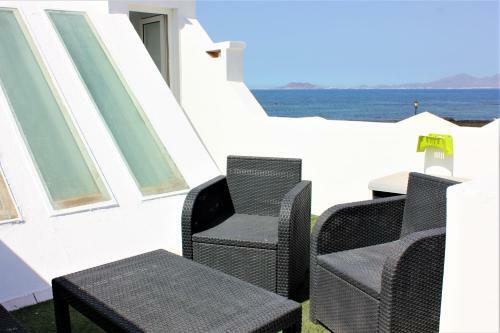 Apartamento Breeze View House By The Sea