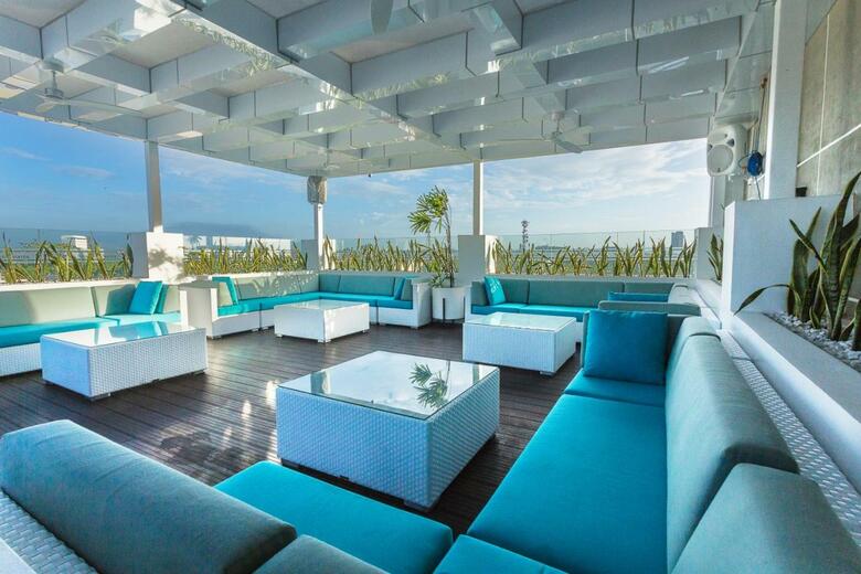 Hotel Stonehill Suites