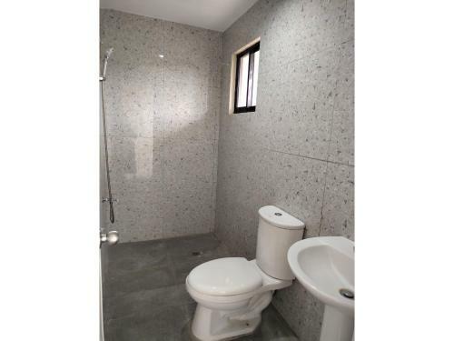 Hotel Oyo 800 Ddd Habitat Dormtel Bacolod