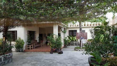 Lat-asan Transient House Bacolod