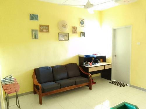 35, Jalan Seri Bayu 18