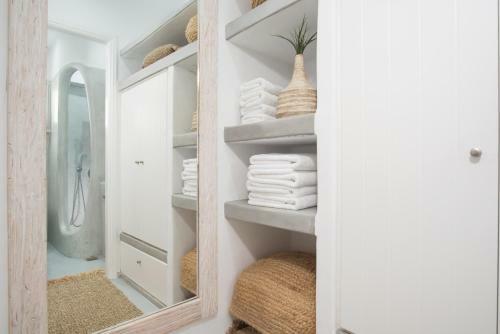 Hostal Apollon Rooms