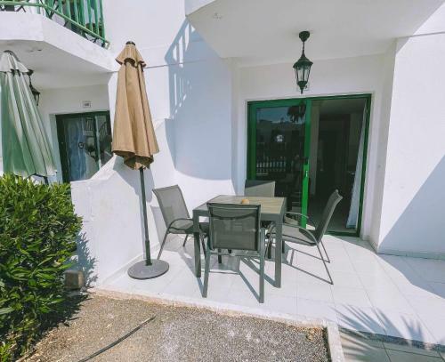 Apartamento Sea Breeze Residencial San Valentin