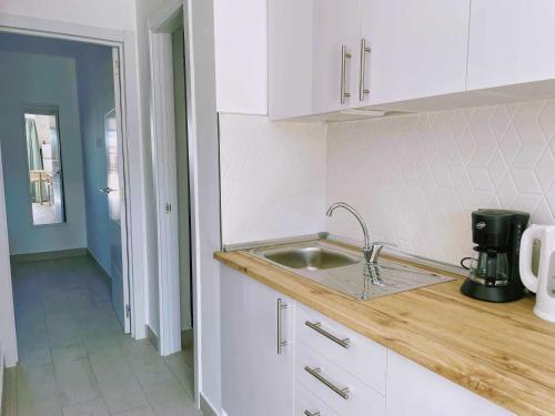 Apartamento Sea Breeze Residencial San Valentin