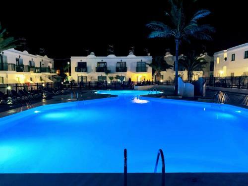Apartamento Sea Breeze Residencial San Valentin