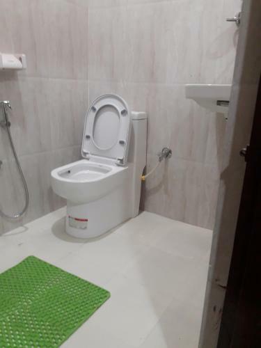 One Bhk Suit AC Apartment Gr Floor Without Balcony