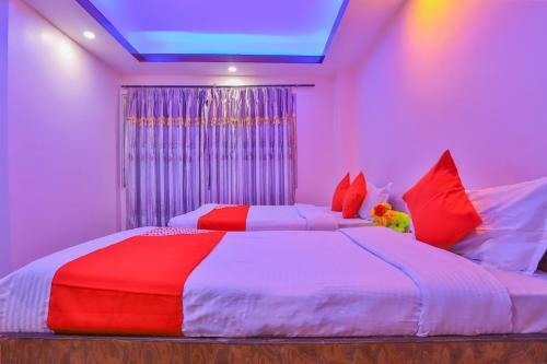 Oyo 656 Hotel Shree Guru