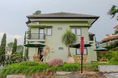 Hotel Oyo 2350 Panorama Inn Residence