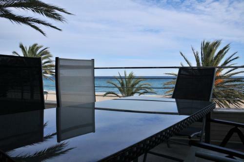 Apartamento Marenia, D�plex En Primera L�nea de Playa