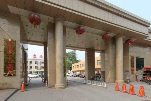 Hotel Baoding Lianchi�north China Electric Power University�