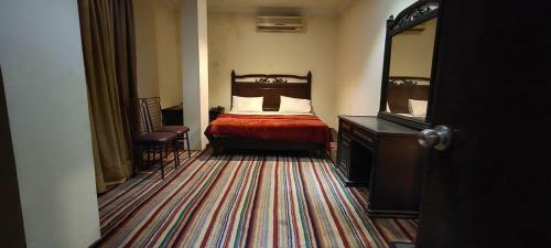 Seven Stars Hotel