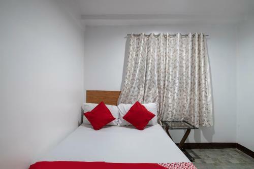 Hotel Vaccinated Staff - Oyo 549 Sajj Bldg