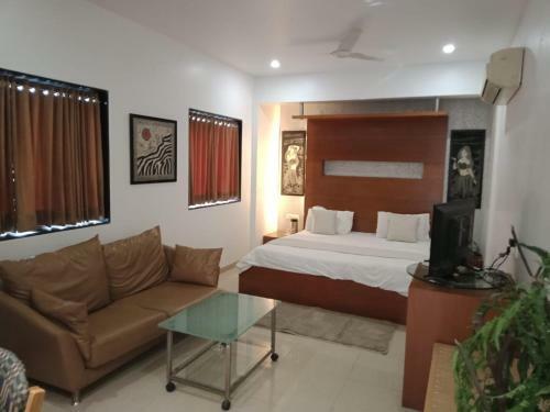 Hotel Laksh Residency