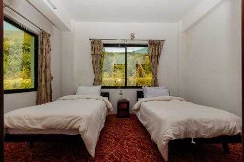 Hotel Nayagaun Village Resort