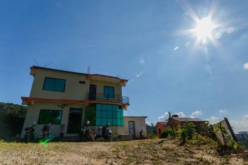 Hotel Nayagaun Village Resort