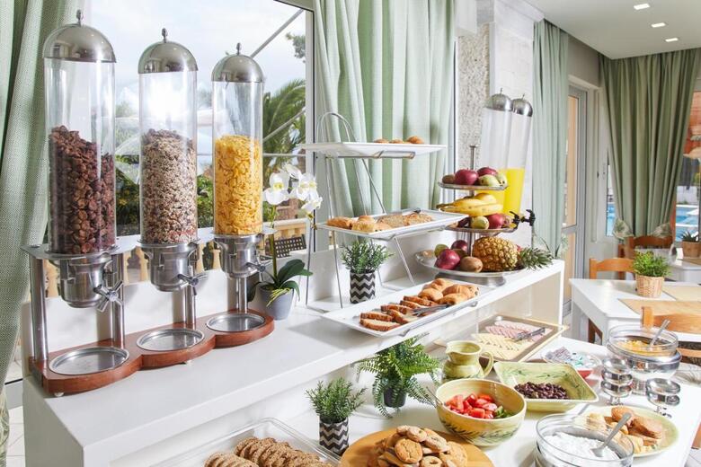 Hotel Klonos Anna