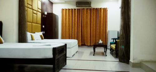 Hotel Pak Continental