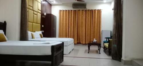 Hotel Pak Continental