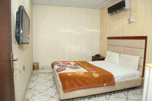 Hotel Pace Inn