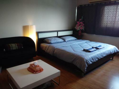 Apartamento Renovate Room Near Impact