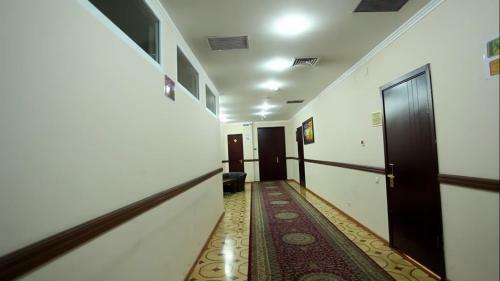 Hotel ????????