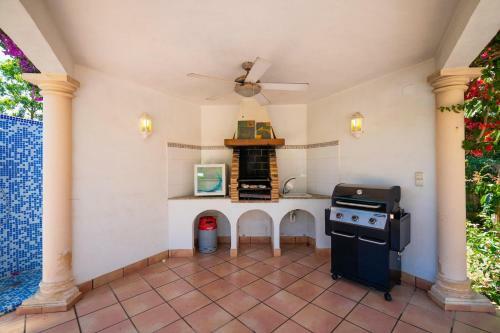 Charming 3-bed Villa In Denia First Beach Line