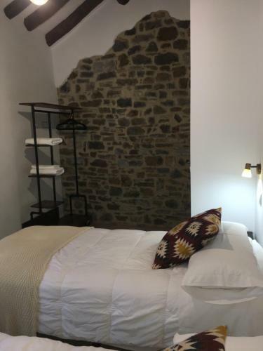Apartamentos Bajo Pe�a