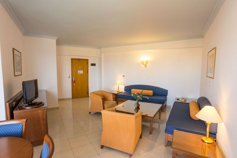 Hotel Blue Horizon