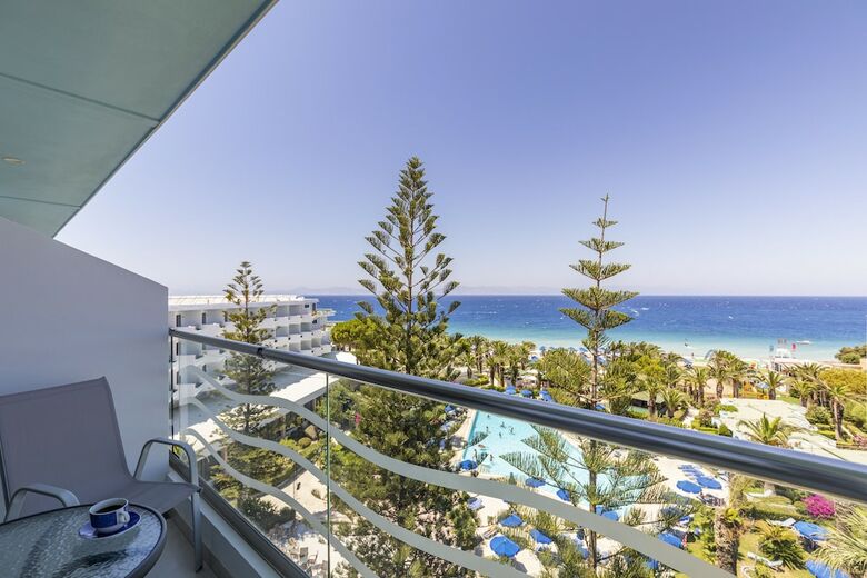Hotel Blue Horizon
