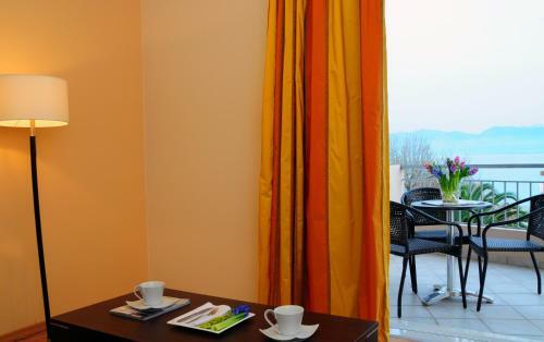 Hotel Flisvos