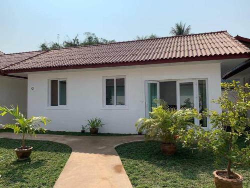 Hostal River View Villas