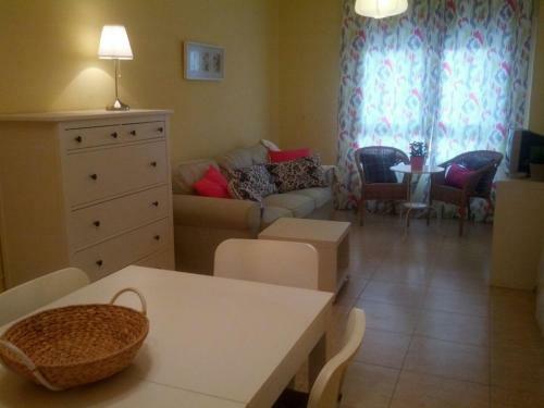 Apartamento Piso Grande Con Parking En El Edificio, Rio San Pedro, Cadiz