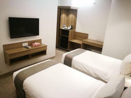 Yes Bd Hotel Group