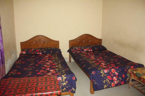 Hotel White Palace Abdullahpur