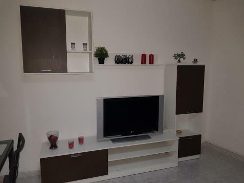 Lovely Apartment In Medano Tenerife