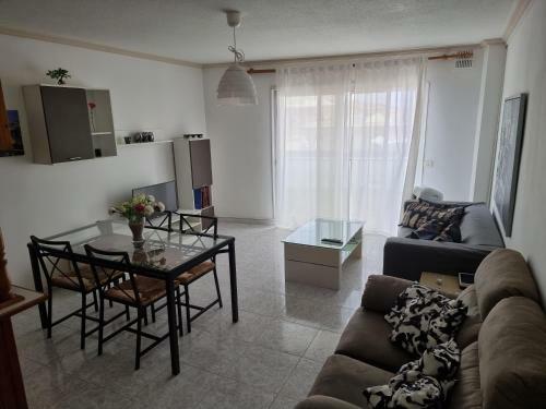 Lovely Apartment In Medano Tenerife
